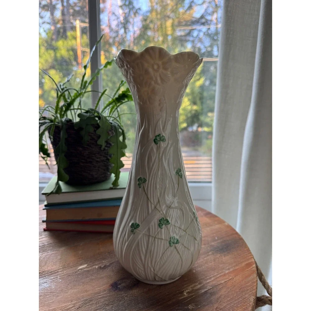 Belleek Ireland Daisy Tall Vase 1932 Shamrock Parian China Scalloped Rim 10.5in